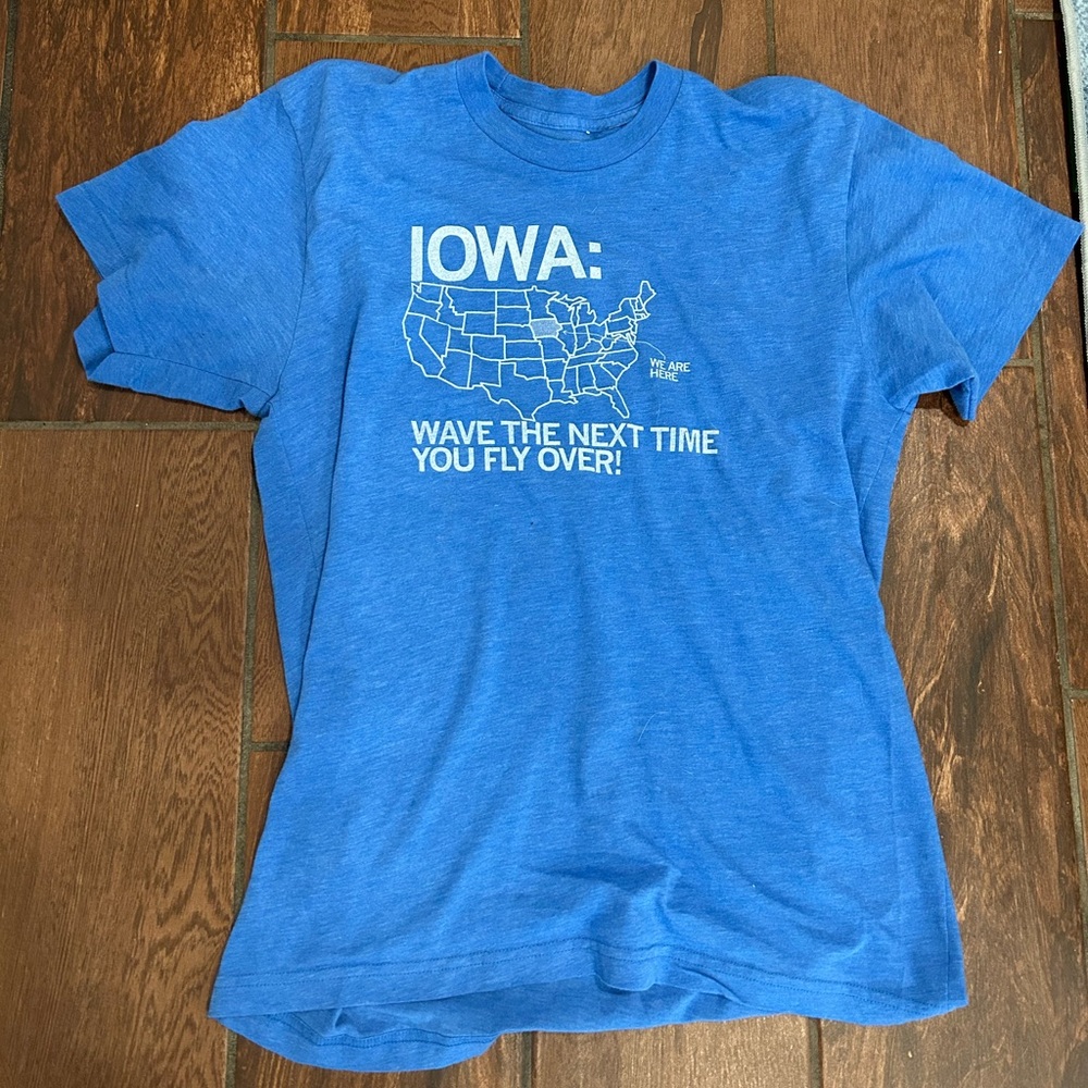 Raygun Iowa size M women’s cut blue t shirt